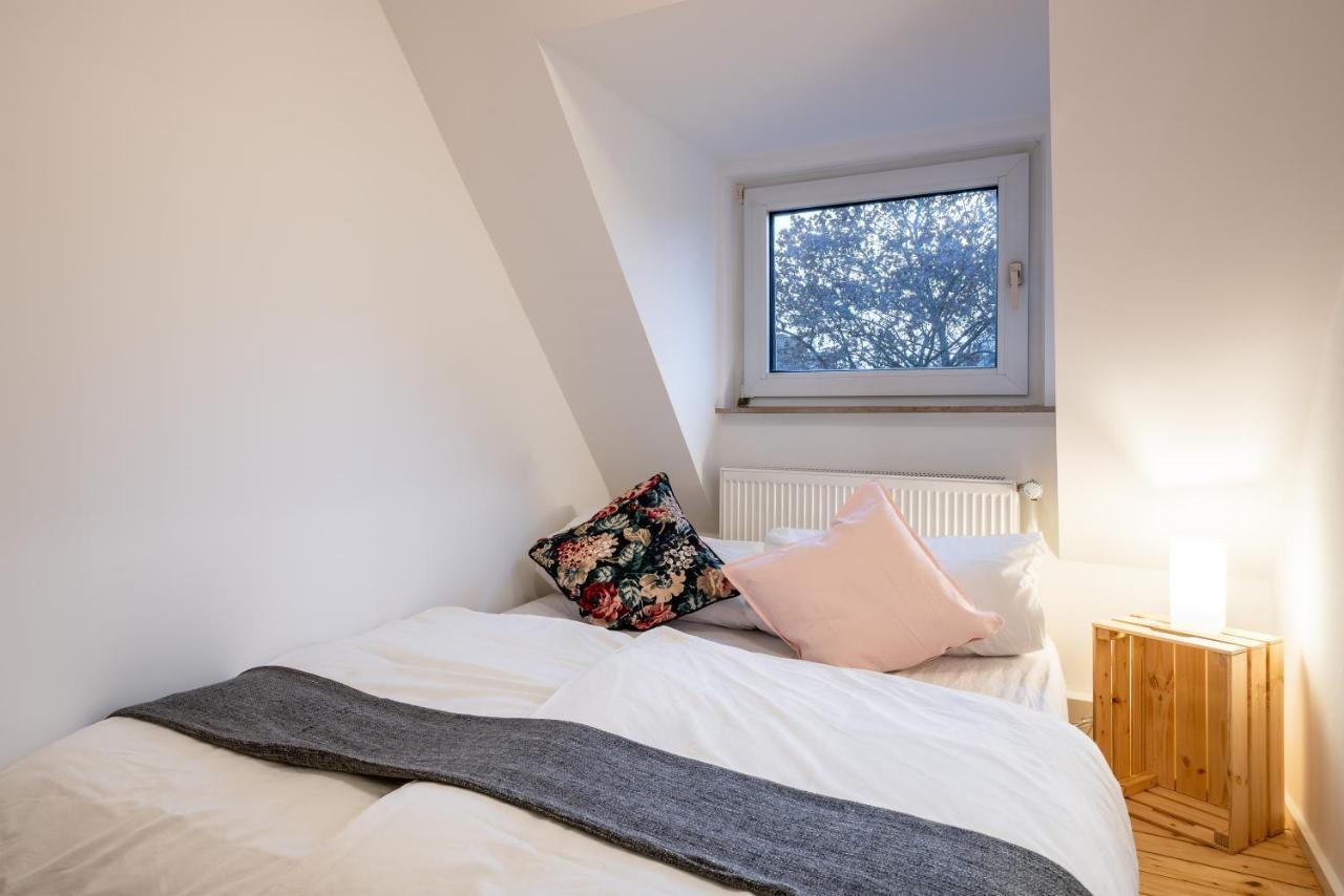 Lofts - Geschmackvolle - Naehe Uni, Klinikum, Industriepark Mittelfeld Apartment *